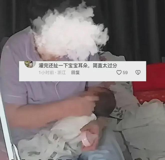 愤怒！月嫂利用宝妈上厕所时间强行给婴儿灌奶婴儿才9天！jbo竞博app官网(图6)